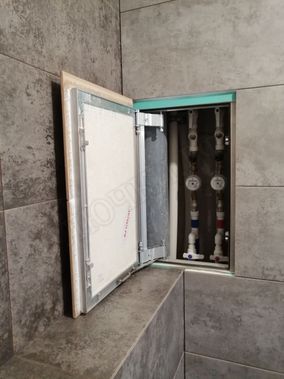 Люк под плитку Секрет 3.0 470*500 Люк под плитку Секрет 3.0 470*500