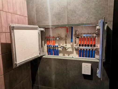 Люк под плитку Секрет 3.0, 2 створки 1100*600 Люк под плитку Секрет 3.0, 2 створки 1100*600