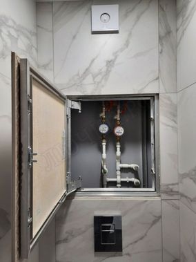 Люк под плитку Секрет 3.0 470*500 Люк под плитку Секрет 3.0 470*500