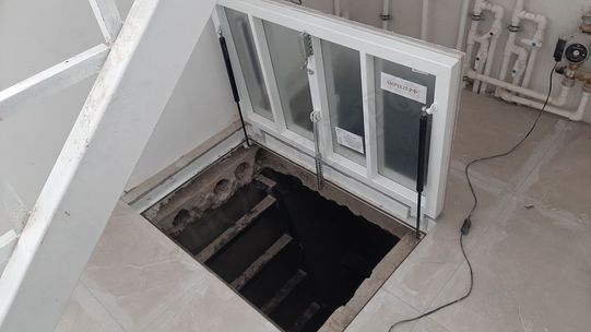 Напольный люк Самоподъемный Невидимка уголок 1000*1200 Напольный люк Самоподъемный Невидимка уголок 1000*1200